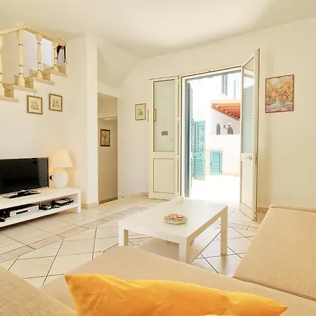 Ada Holiday home